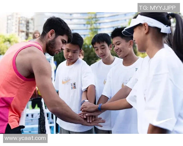 上海网球队战术引发热议球迷与专家观点大相径庭