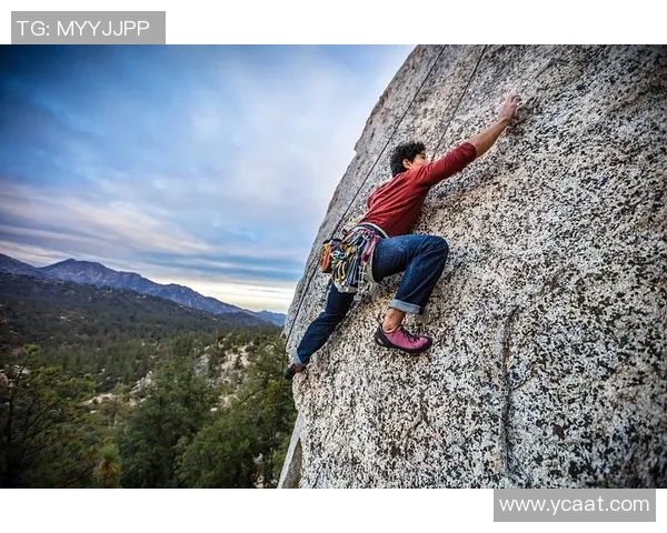 北京攀岩队的边路渗透策略与攀岩热点分析探讨